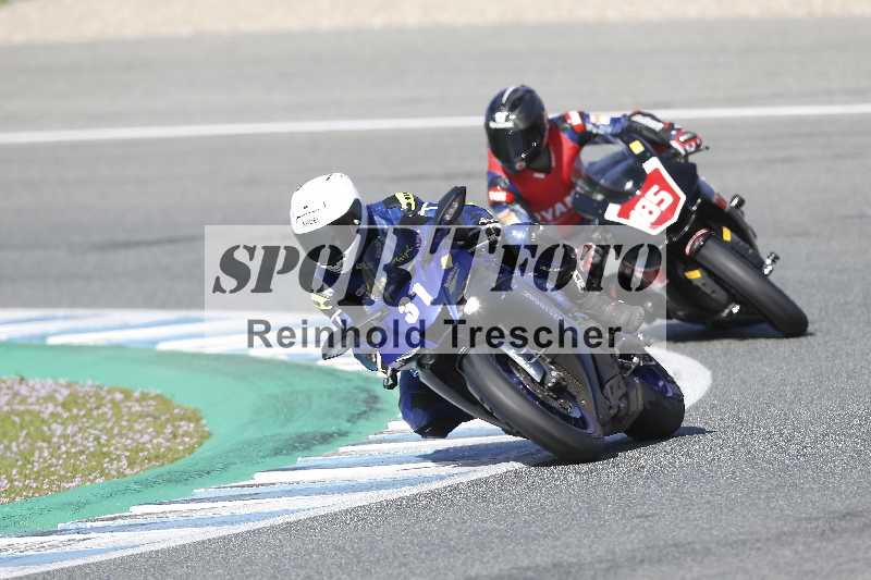 /02 28.-31.01.2025 Moto Center Thun Jerez/blau-blue/185